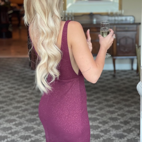 Jovani Gown - Picture 5 of 9